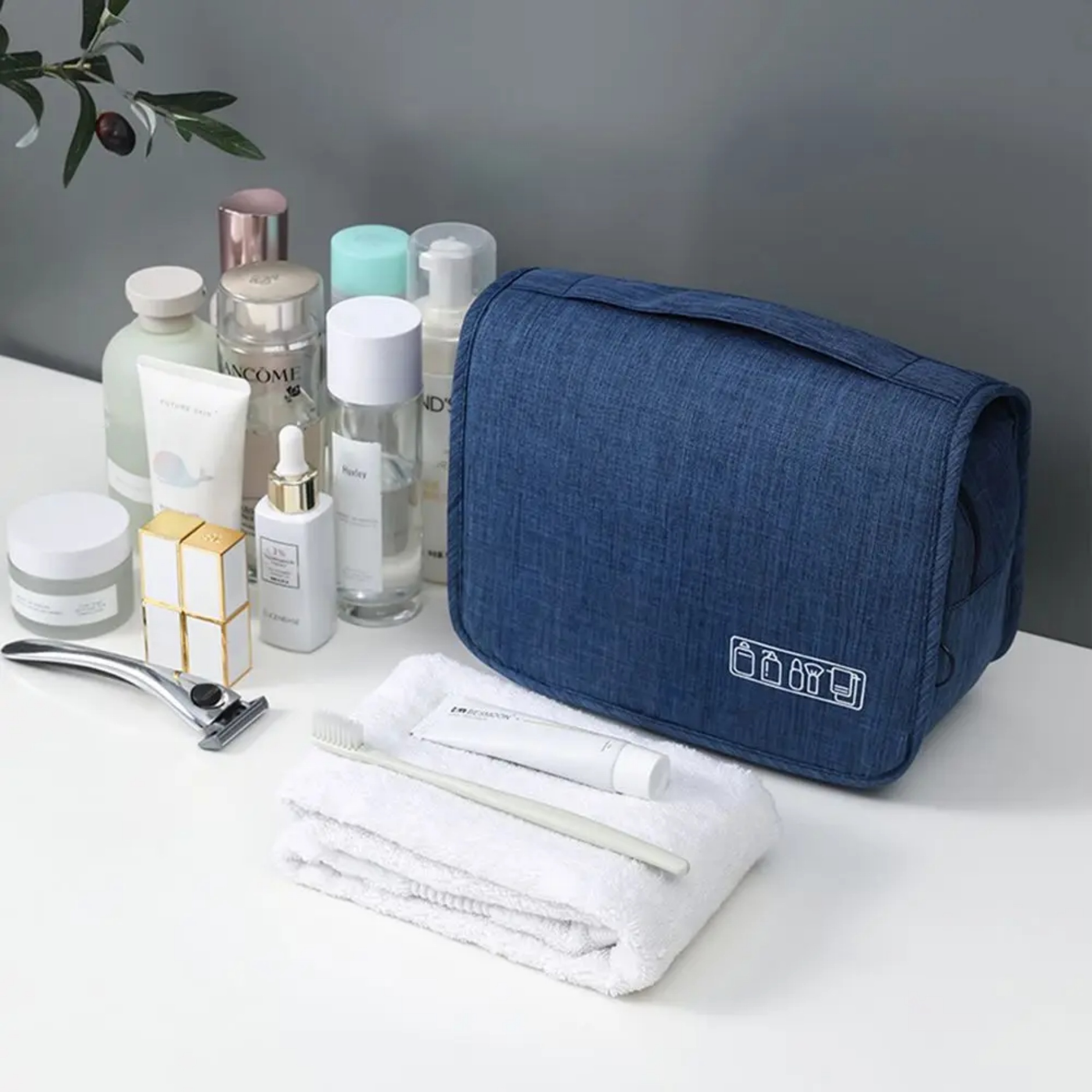 Travel Hanging Toiletry Bag 2