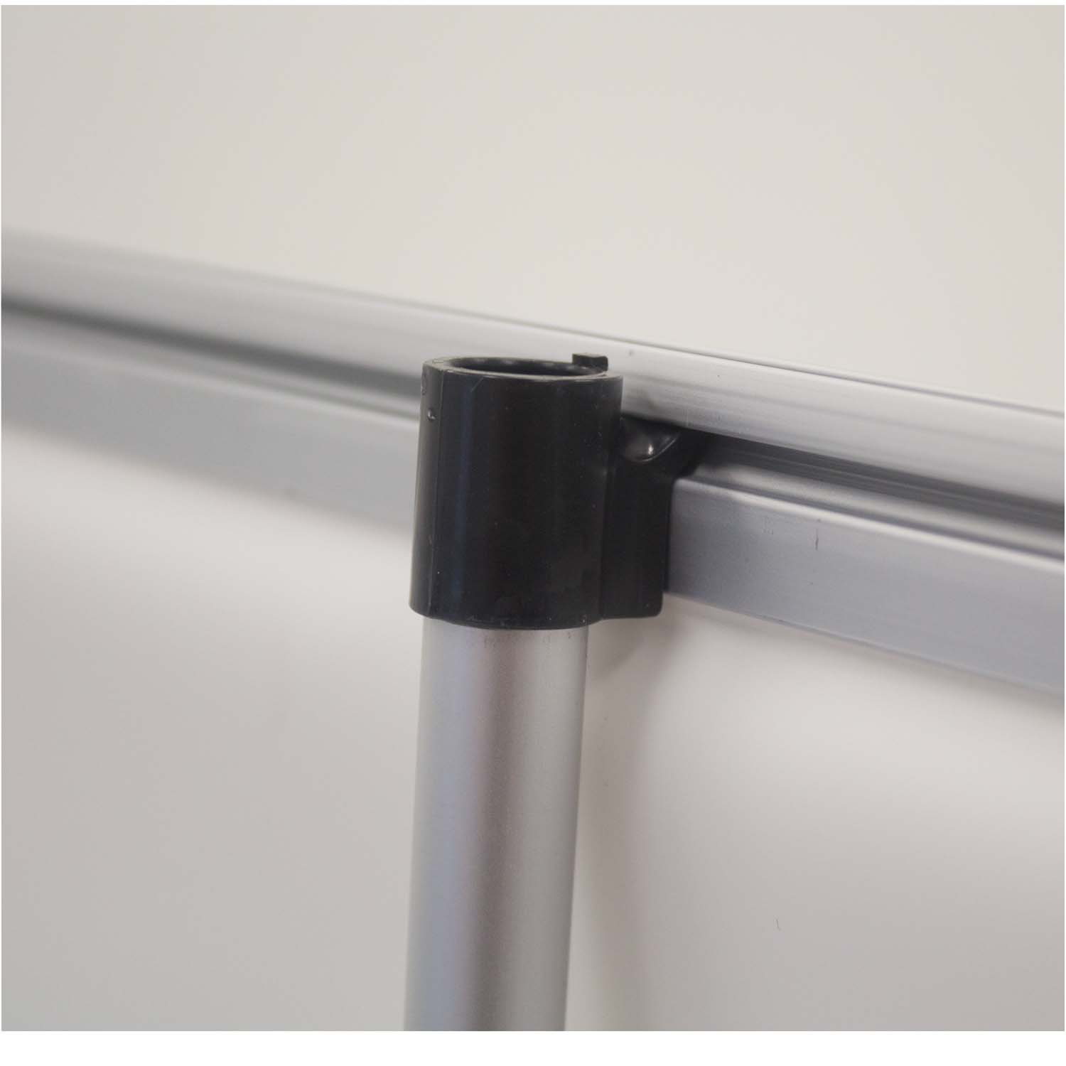 31.5" Ideal Retractor Kit (Single-Banner) 6