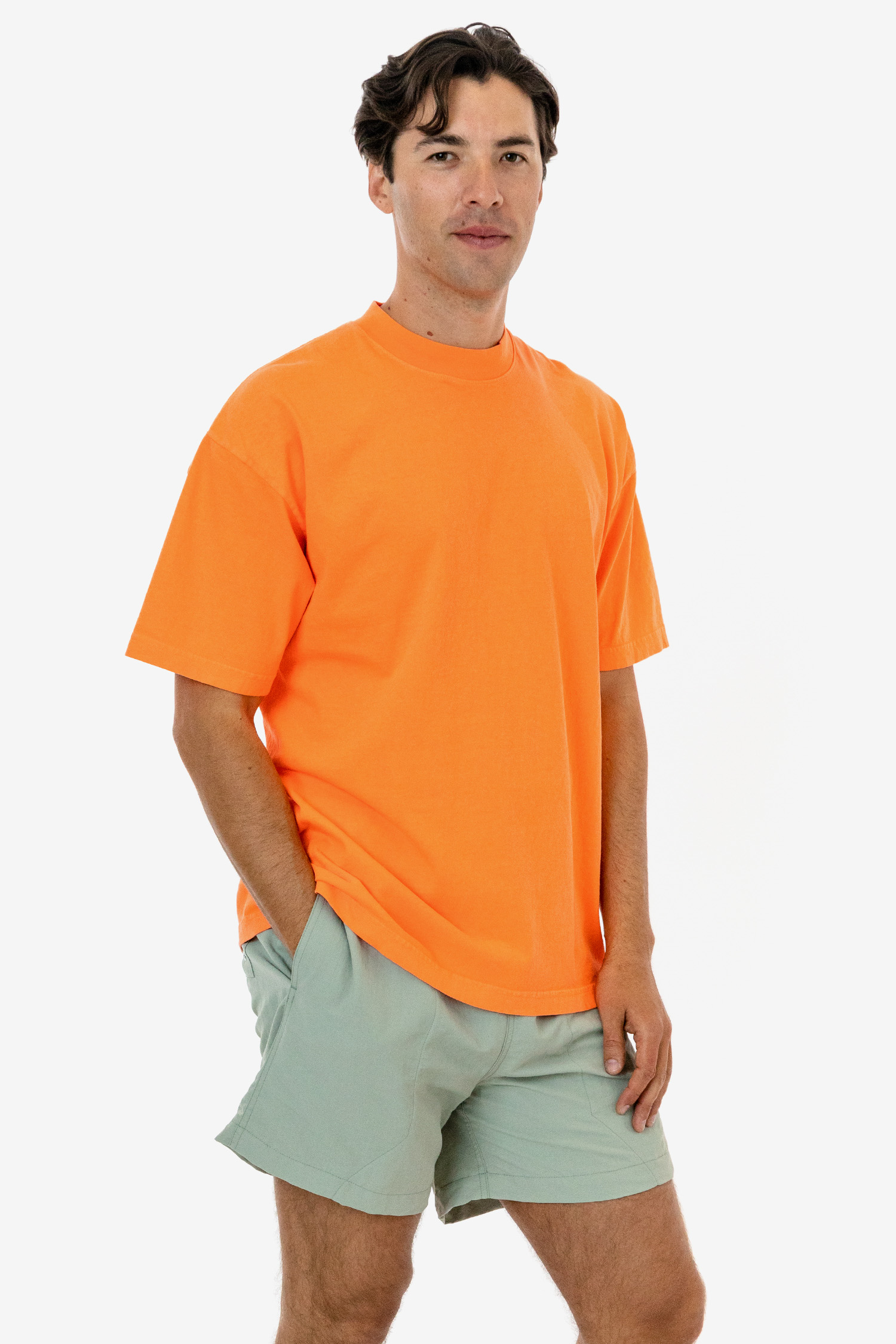 6.5 OZ S/S GARMENT DYE T-SHIRT (NEON) 5
