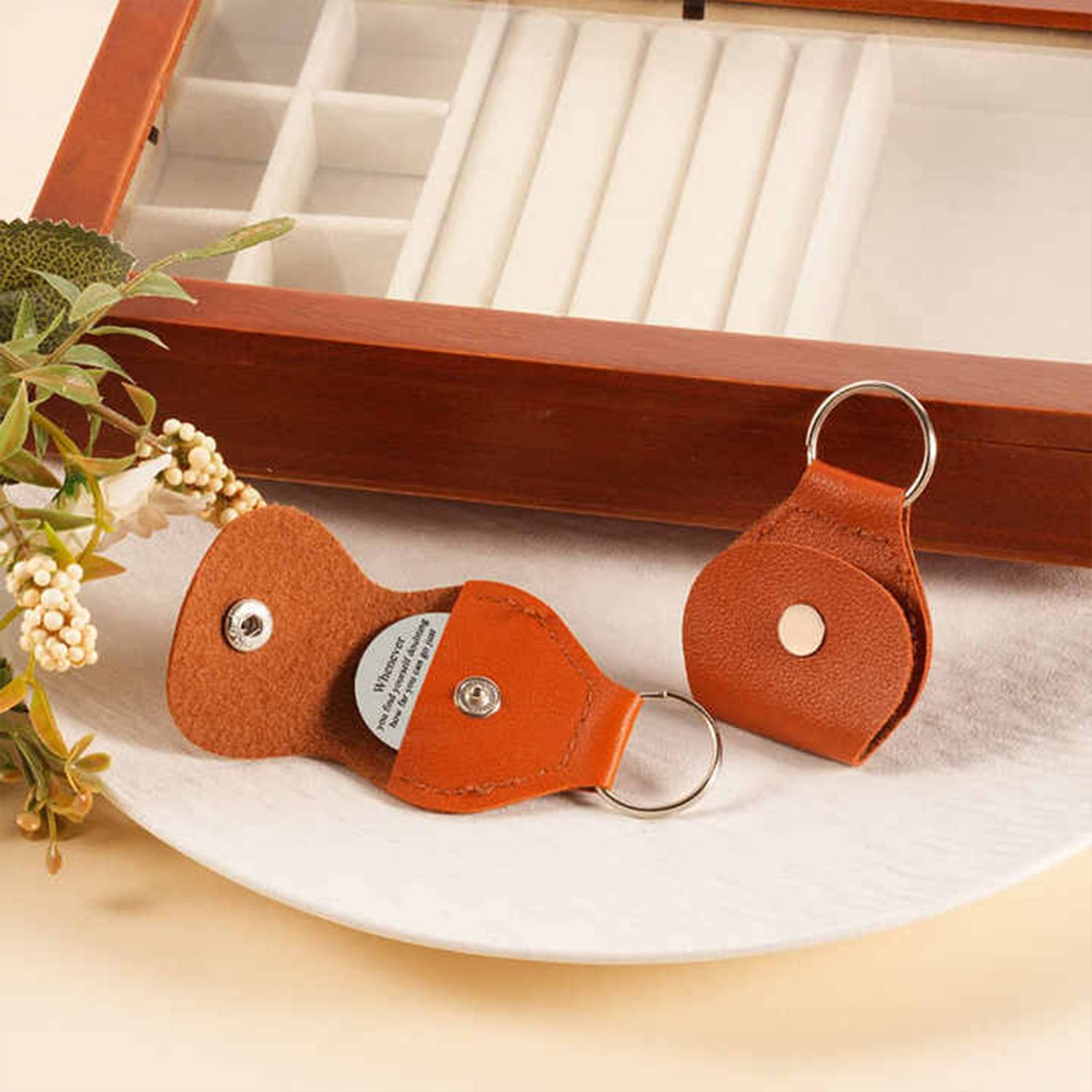 Engraved Stainless Steel Decision Coin PU Leather Keychain 5