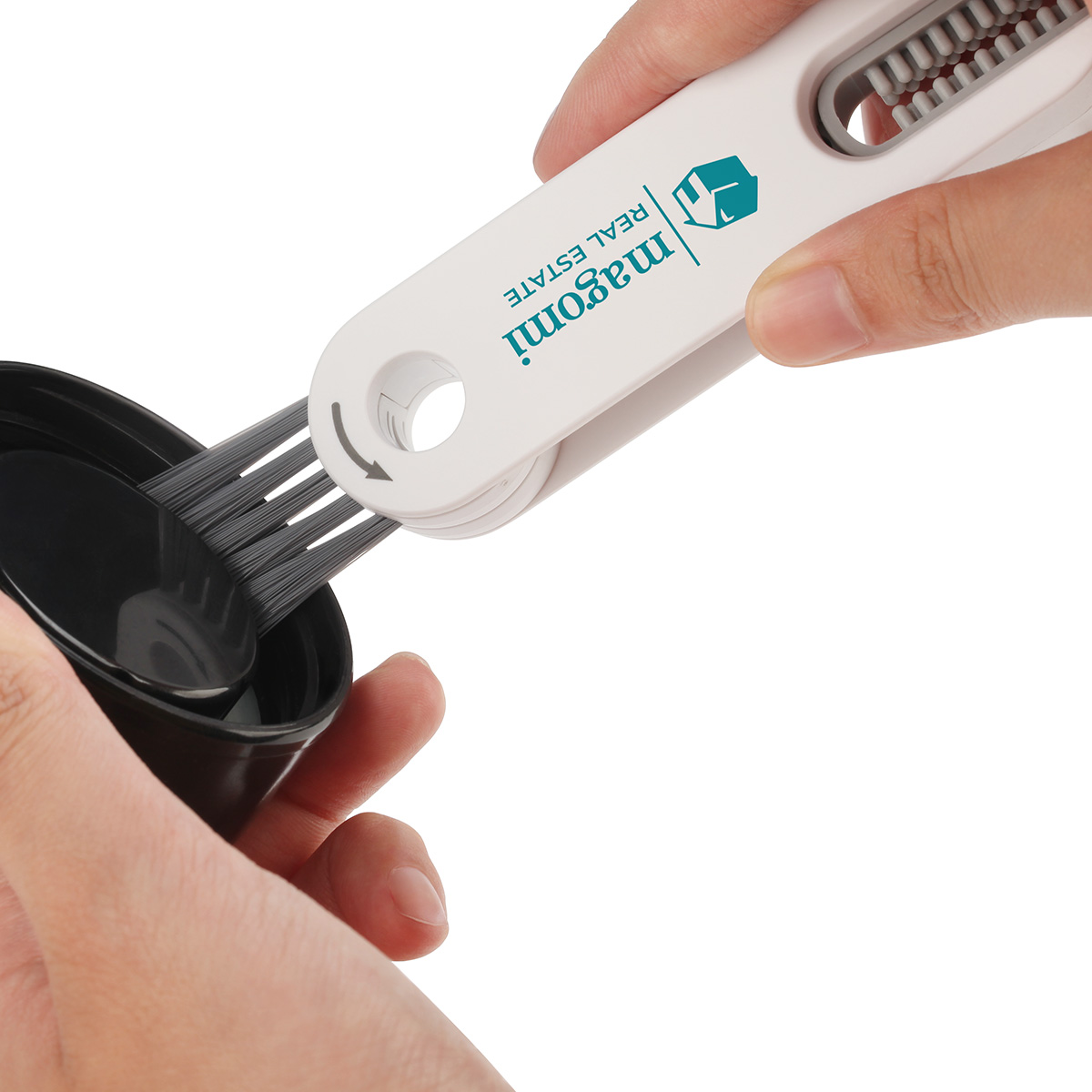 Gap 3-in-1 Cleaning Brush 7
