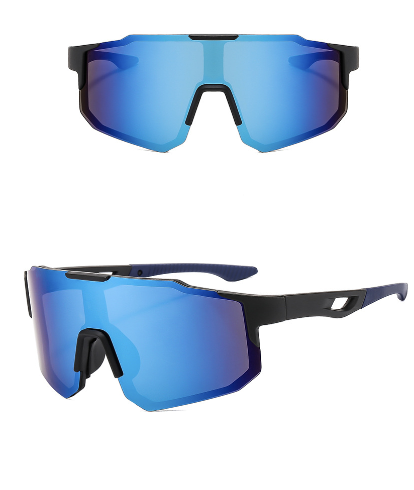 Mirrored Sunglasses 10