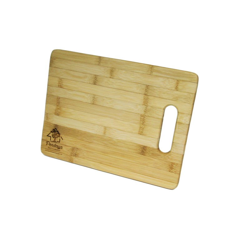 Bamboo Deluxe Cutting Board 2