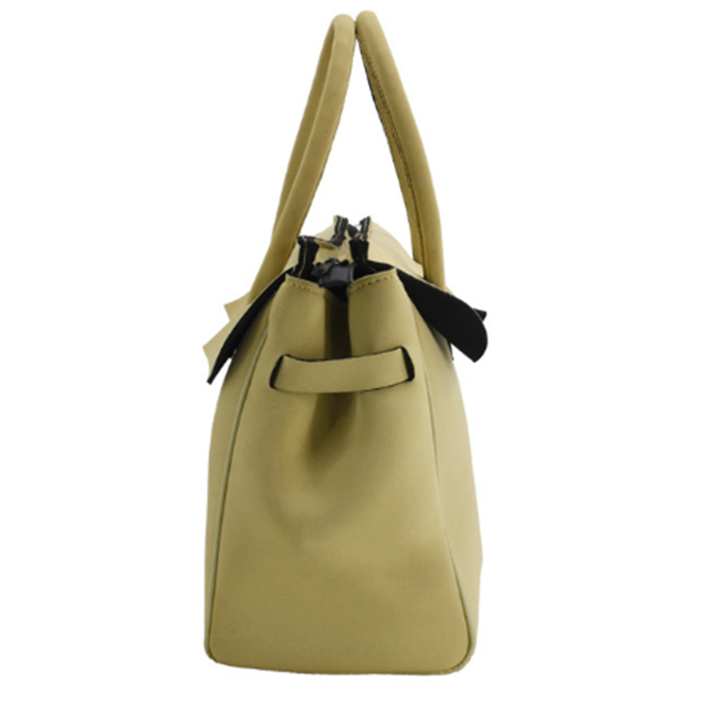 Neoprene Trendy Bag With Zipper Closure 1