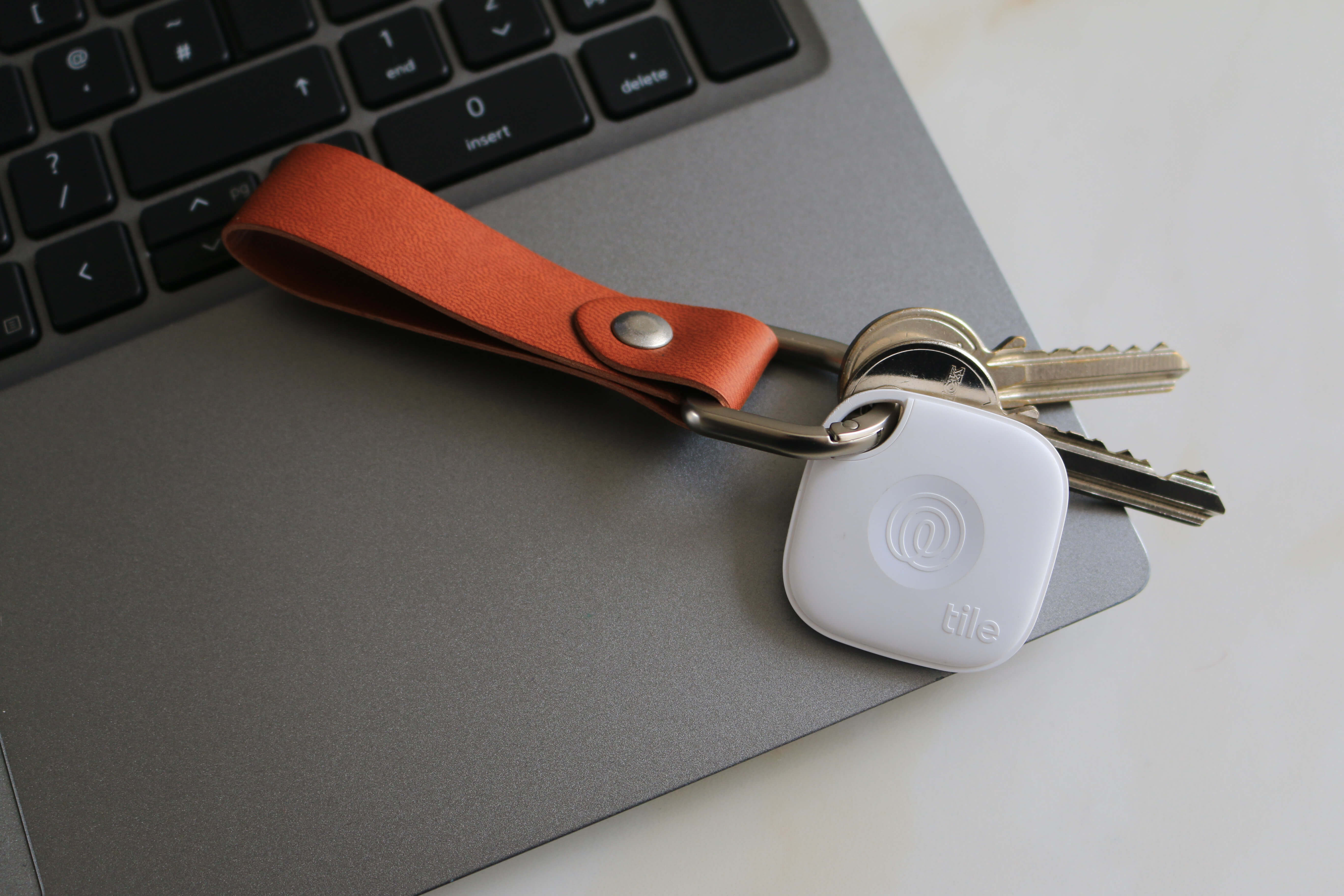 2 New Tile Mates with 2 Vegan Leather Key Fobs Set 30