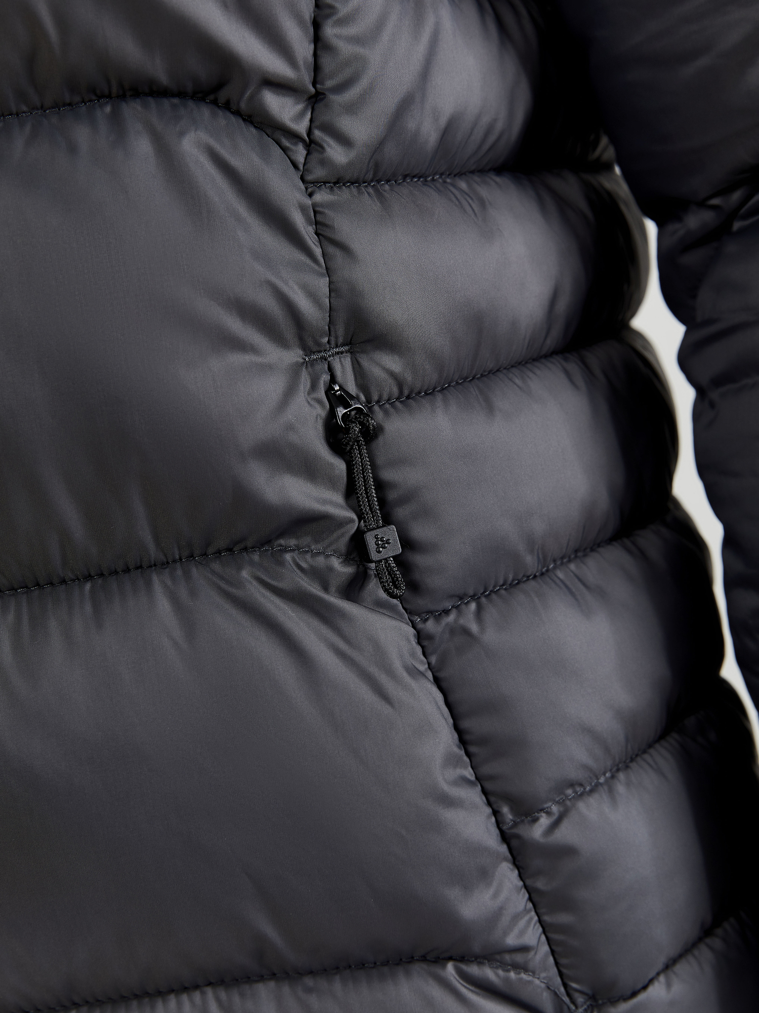 CORE EXPLORE ISOLATE JACKET W 22
