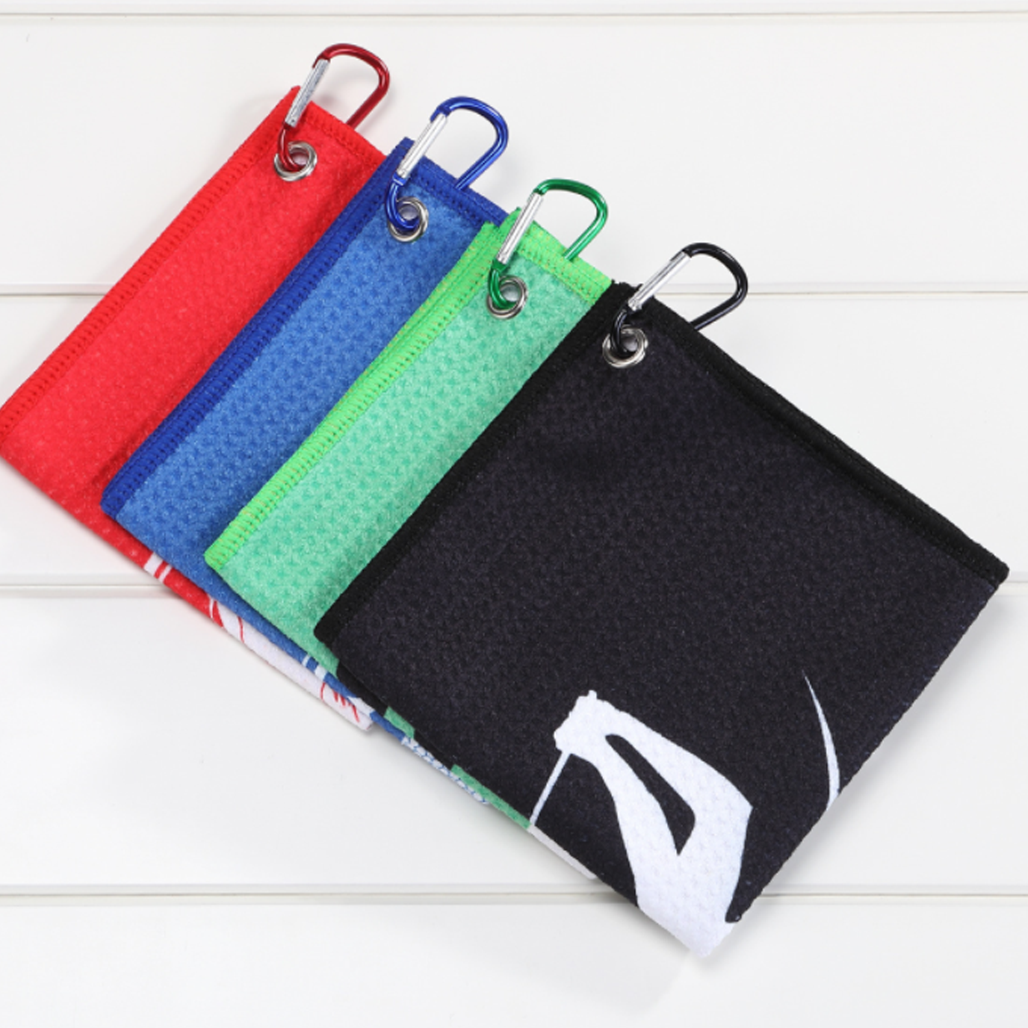 Microfiber Golf Towel with Carabiner 4