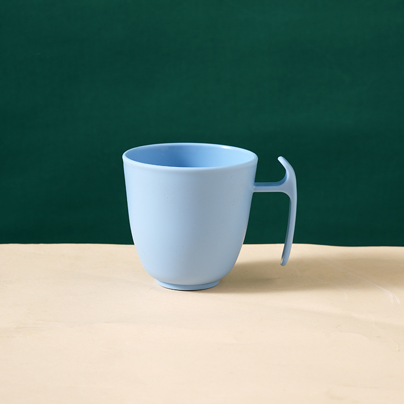 Plastic Reusable Fall Protection Coffee Mug 4