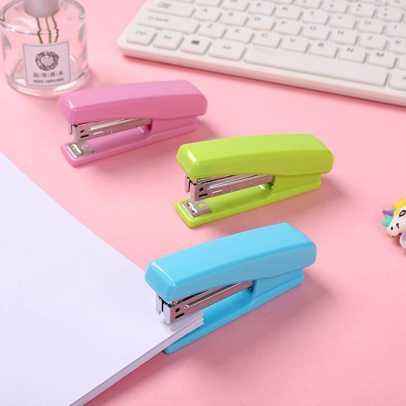 Large Capacity Office Stapler 5
