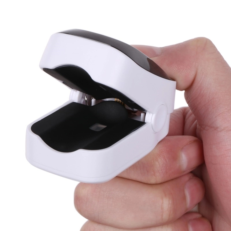 Fingertip Pulse Instant Read Oximeter 4