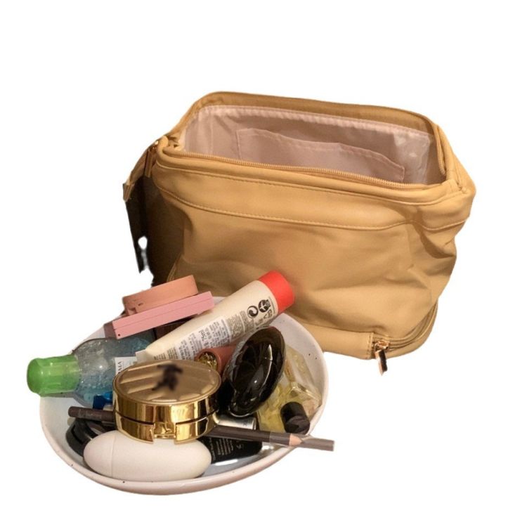 Makeup bag 2