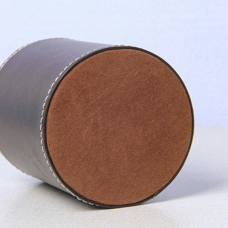 Leather Round Pen Holder 1