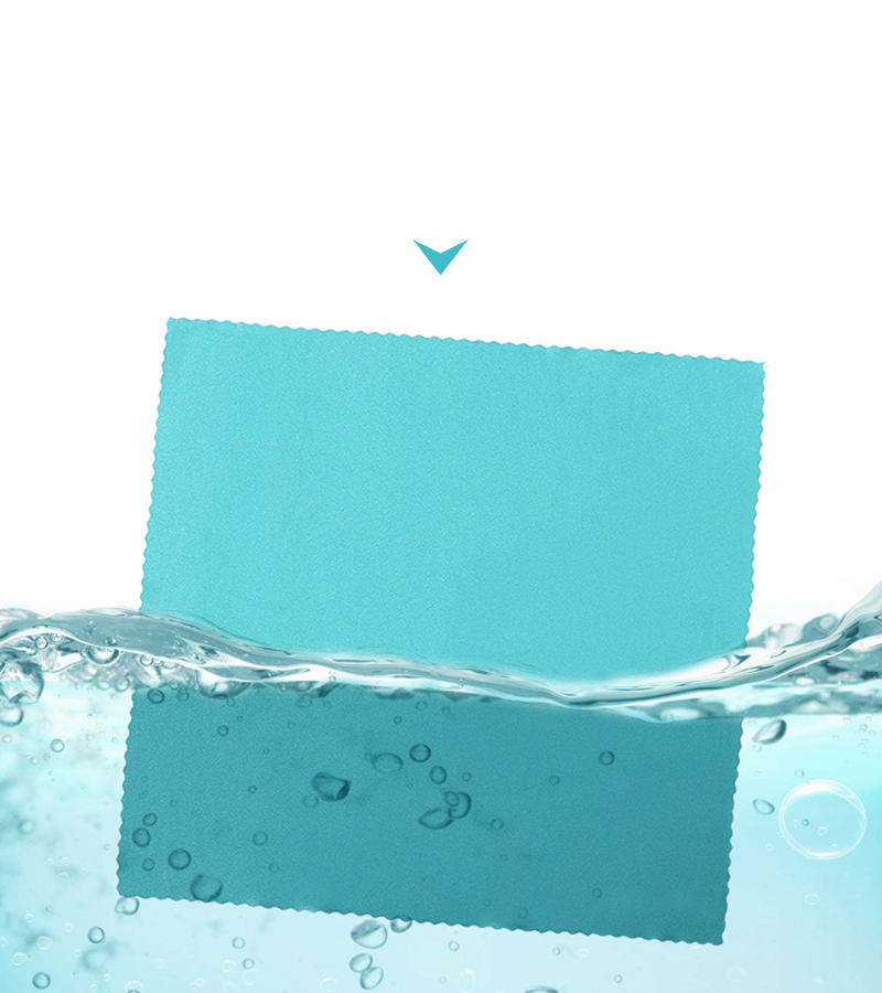 Breathable Cooling Sports Chilly Towel / Silicone Case And Hook Up 6