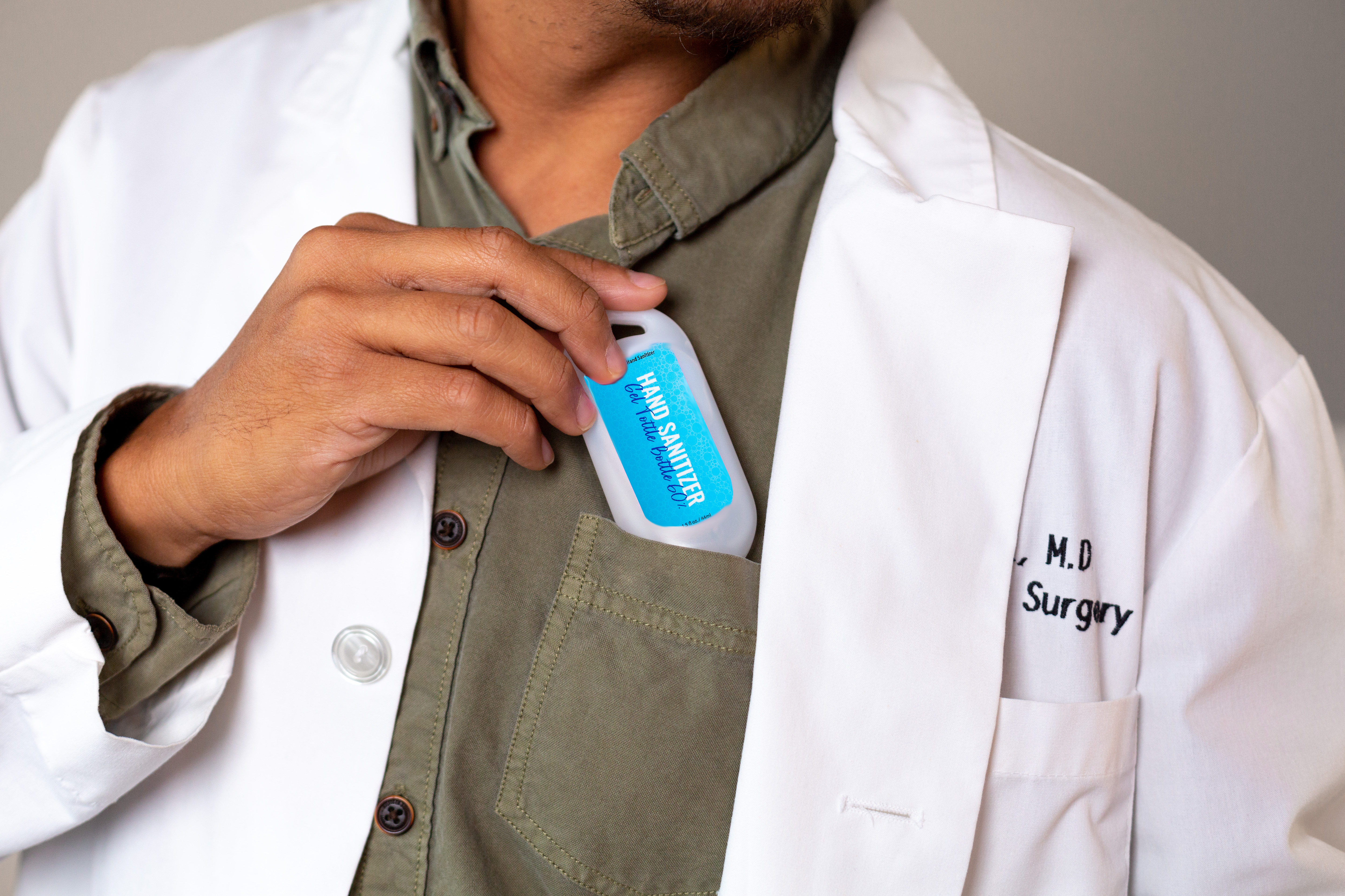 60% Hand Sanitizer Gel Tottle 1.5 fl oz without Carabiner 3