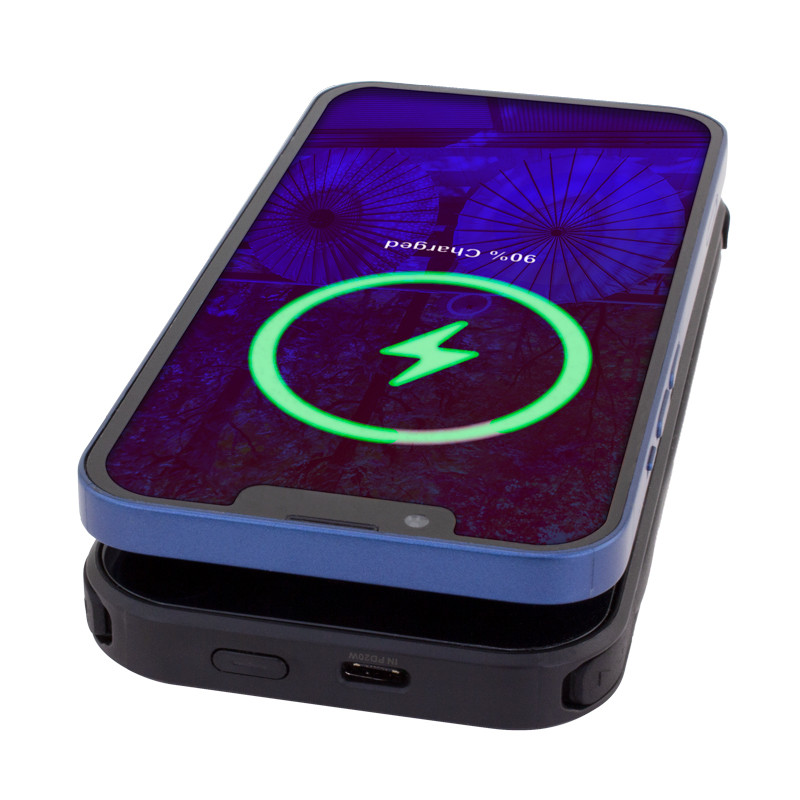 Mag-N-Kick 10K Magnetic Fast Charger with Cable 10