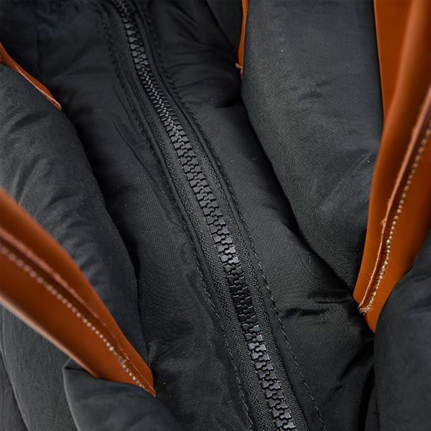 Diamond-Shaped Casual Large-Capacity Down Tote Bag 5