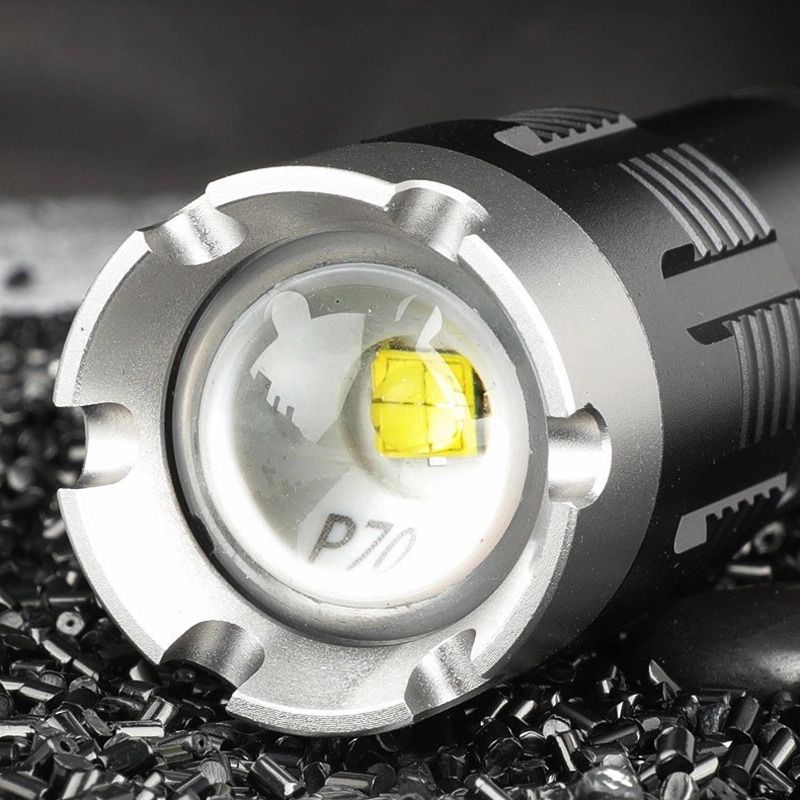 Custom Rechargeable Zoomable Flashlights 5