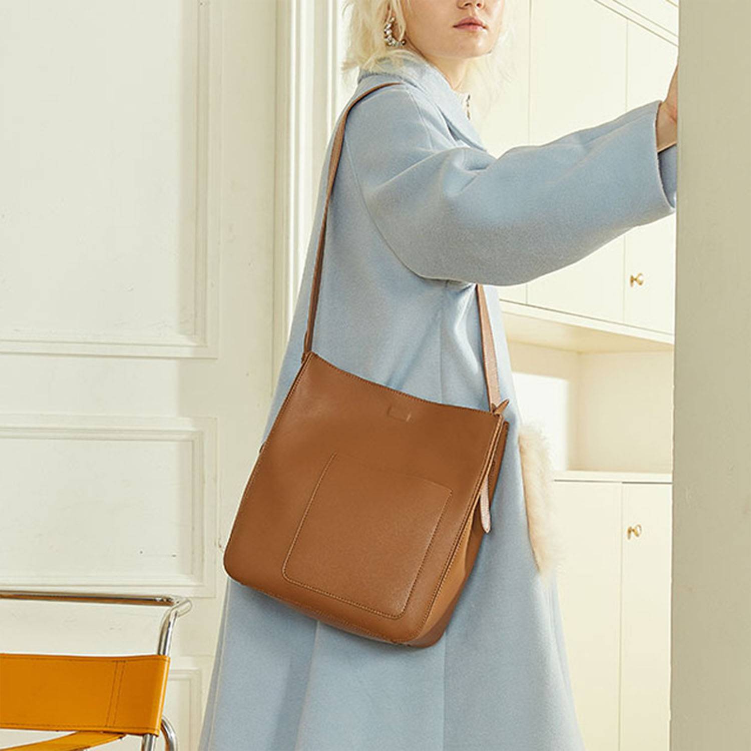 Genuine leather tote bag 4