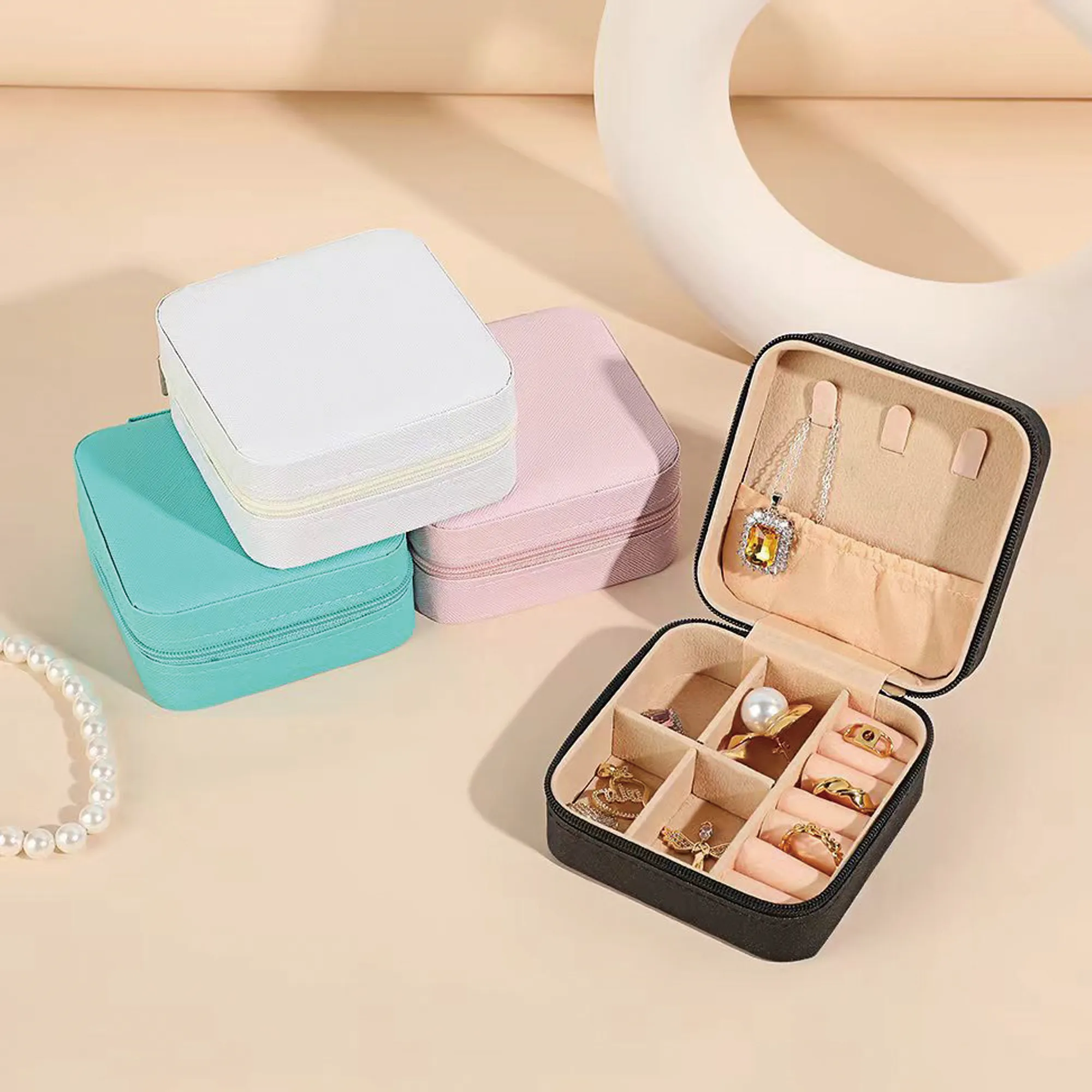Zippered Jewelry Box 1