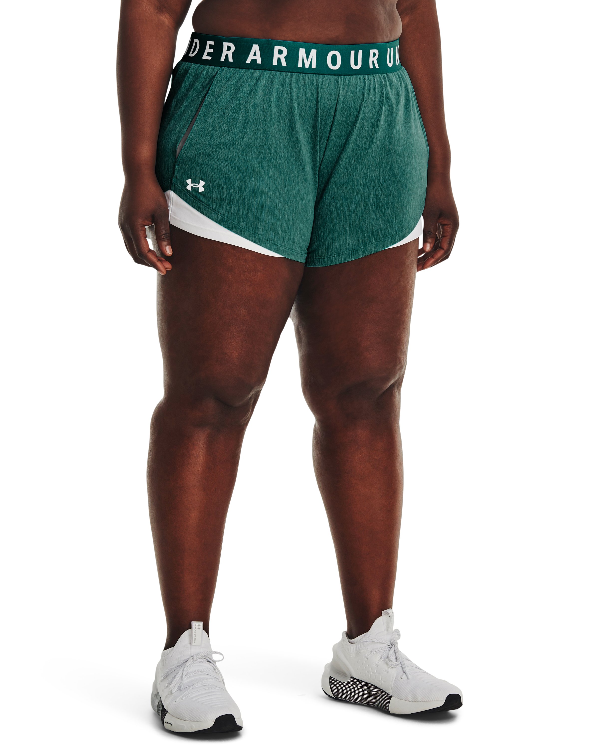 Women's UA Play Up 3.0 Twist Shorts  9