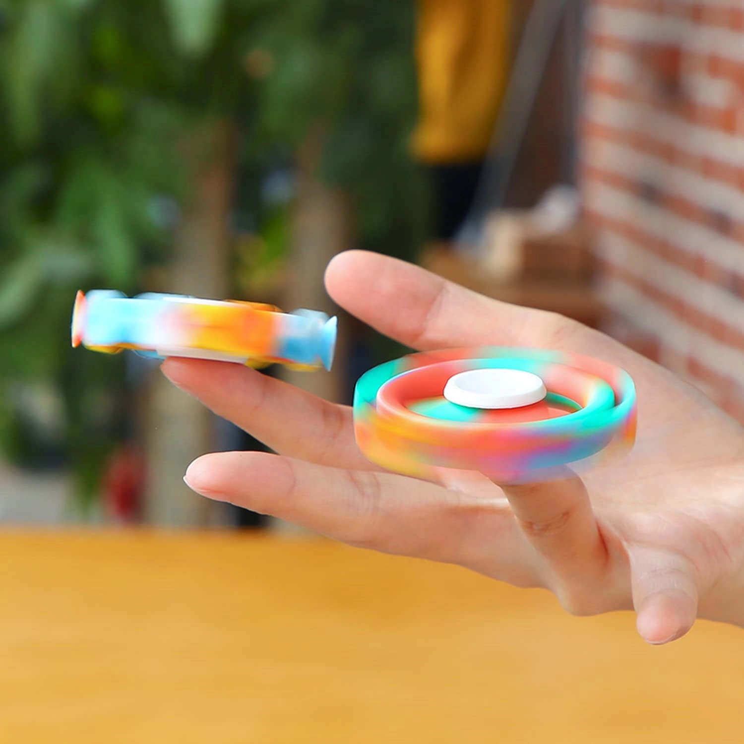 Fidget Spinners Sucking Toys 1