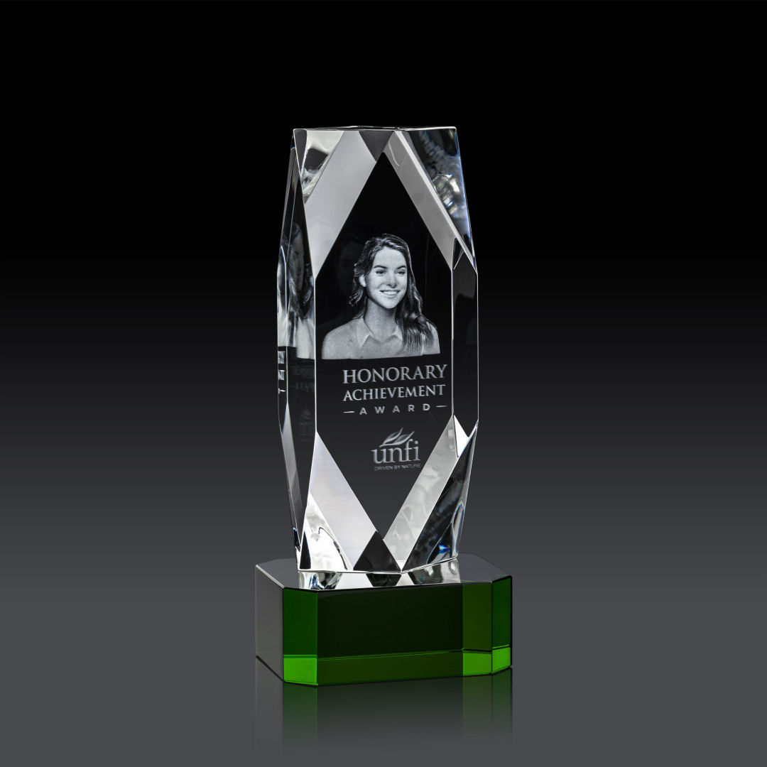 Delta 3D Award on Base - Green 4