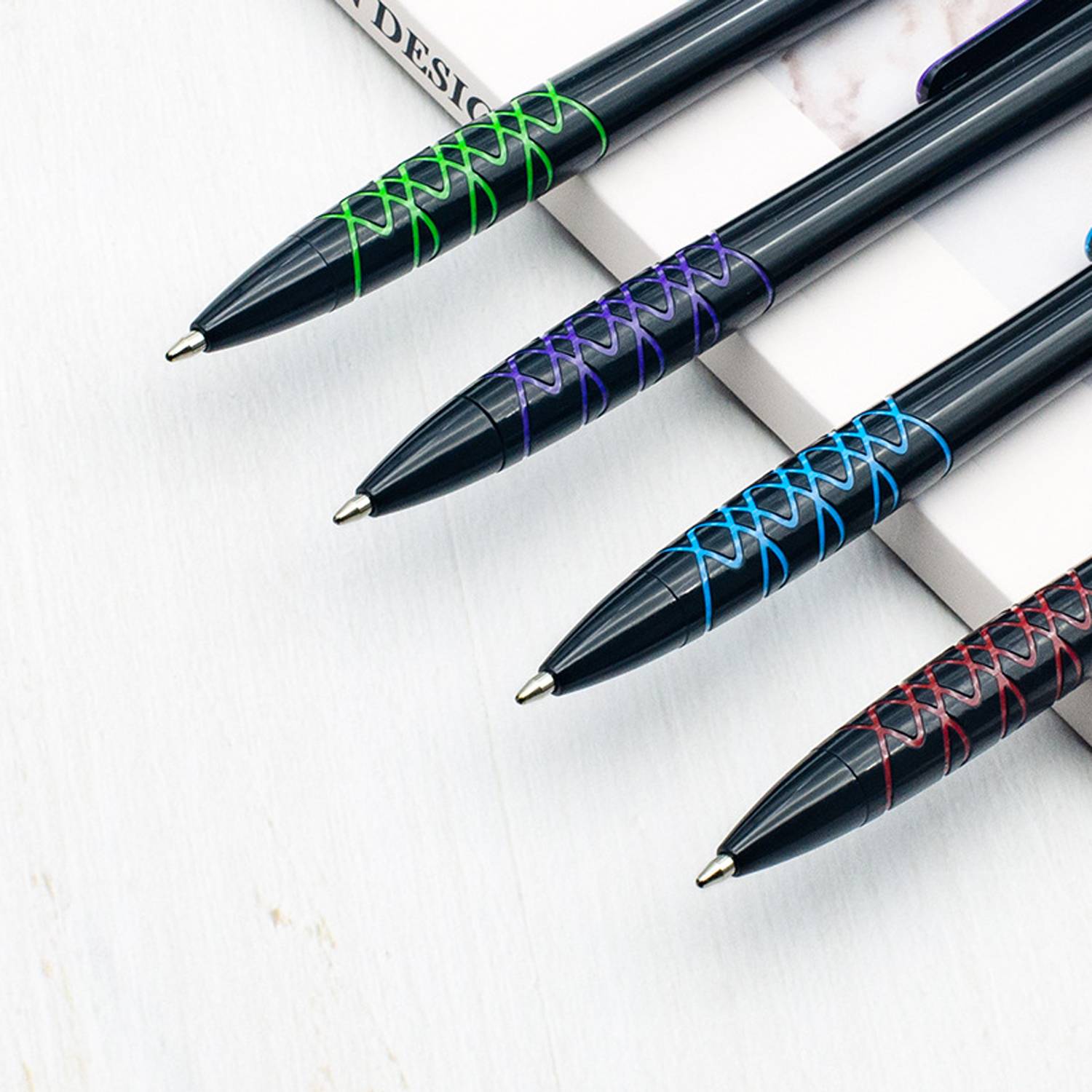 Retractable Plastic Ballpoint Pen 14