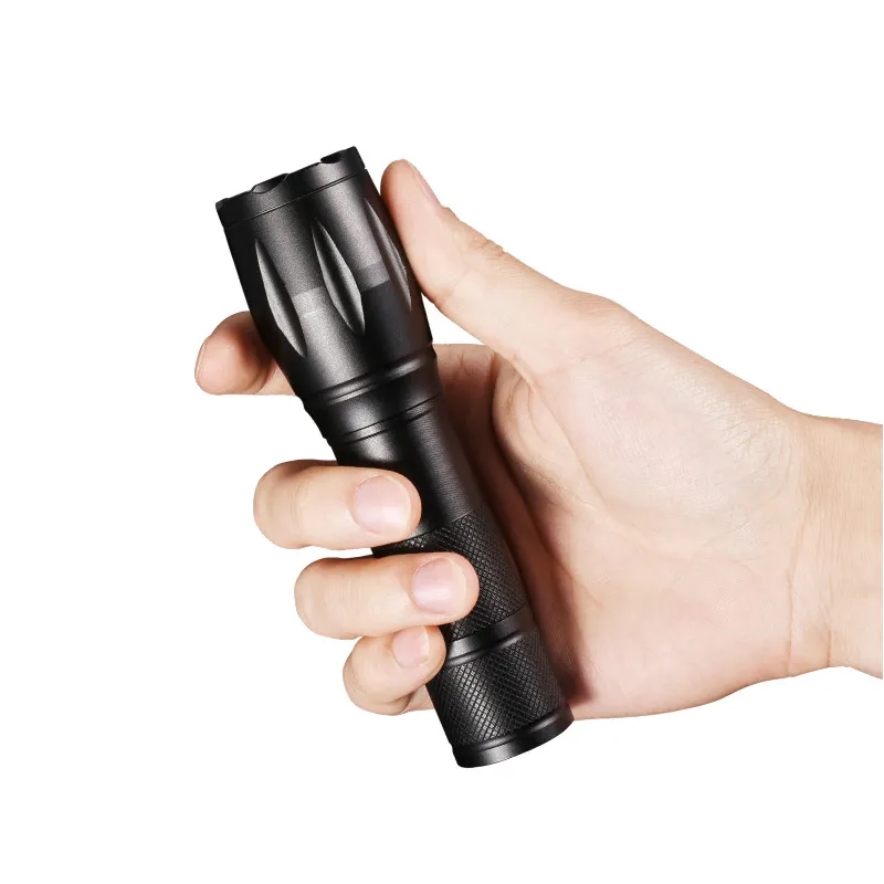 Retractable Zoom Flashlight With Lithium Battery 2