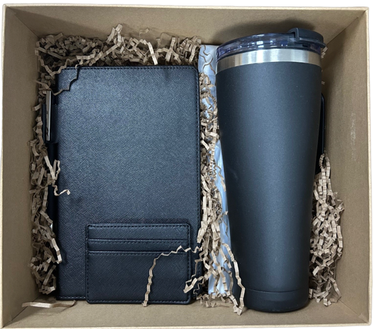 Adventure awaits! 4-piece gift set in an eco gift box 1