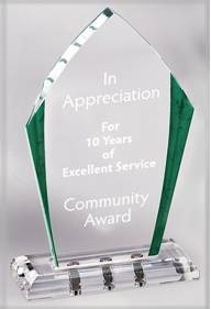 9 1/2" Green Peak Magnetique Acrylic Award