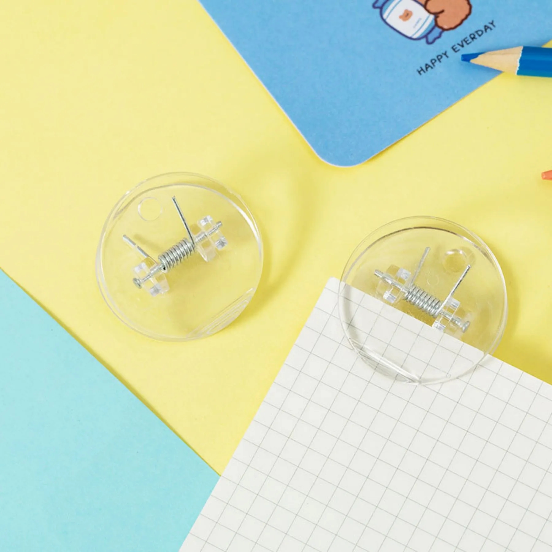 Round Acrylic Clip 2