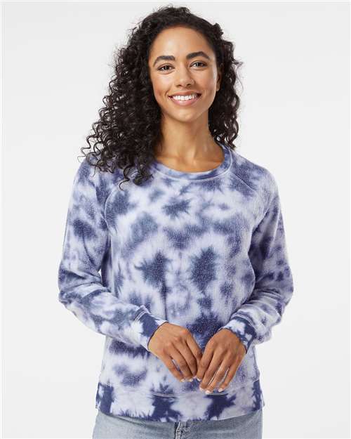 Women's Fleece Out Crewneck Pullover - K01 10