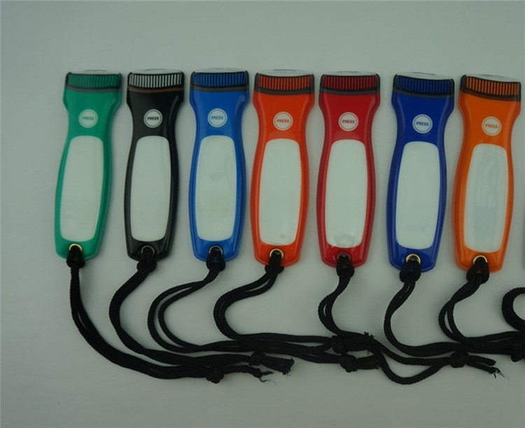 Flat flashlight with 2 LED bulbs 2
