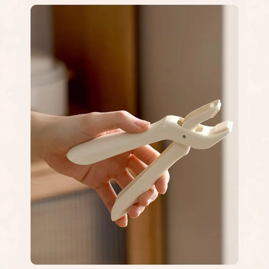 Heatproof Kitchen Clip With Silicone Grip 6