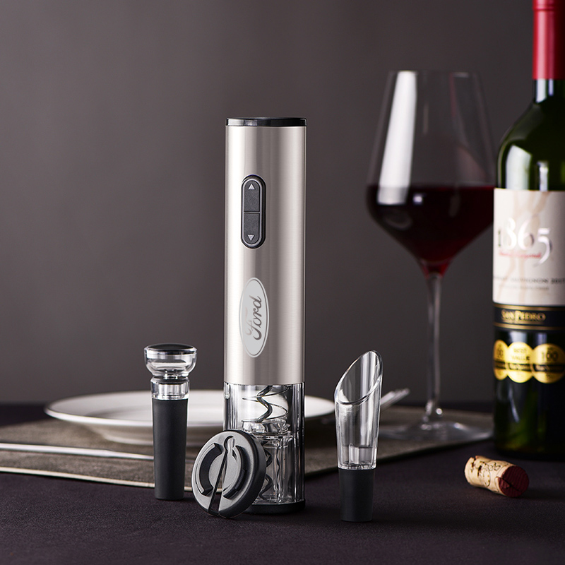 WineVault Veneto 4-Piece Electric Wine Opener Set – Includes Opener, Pourer, Stopper & Foil Cutter 10