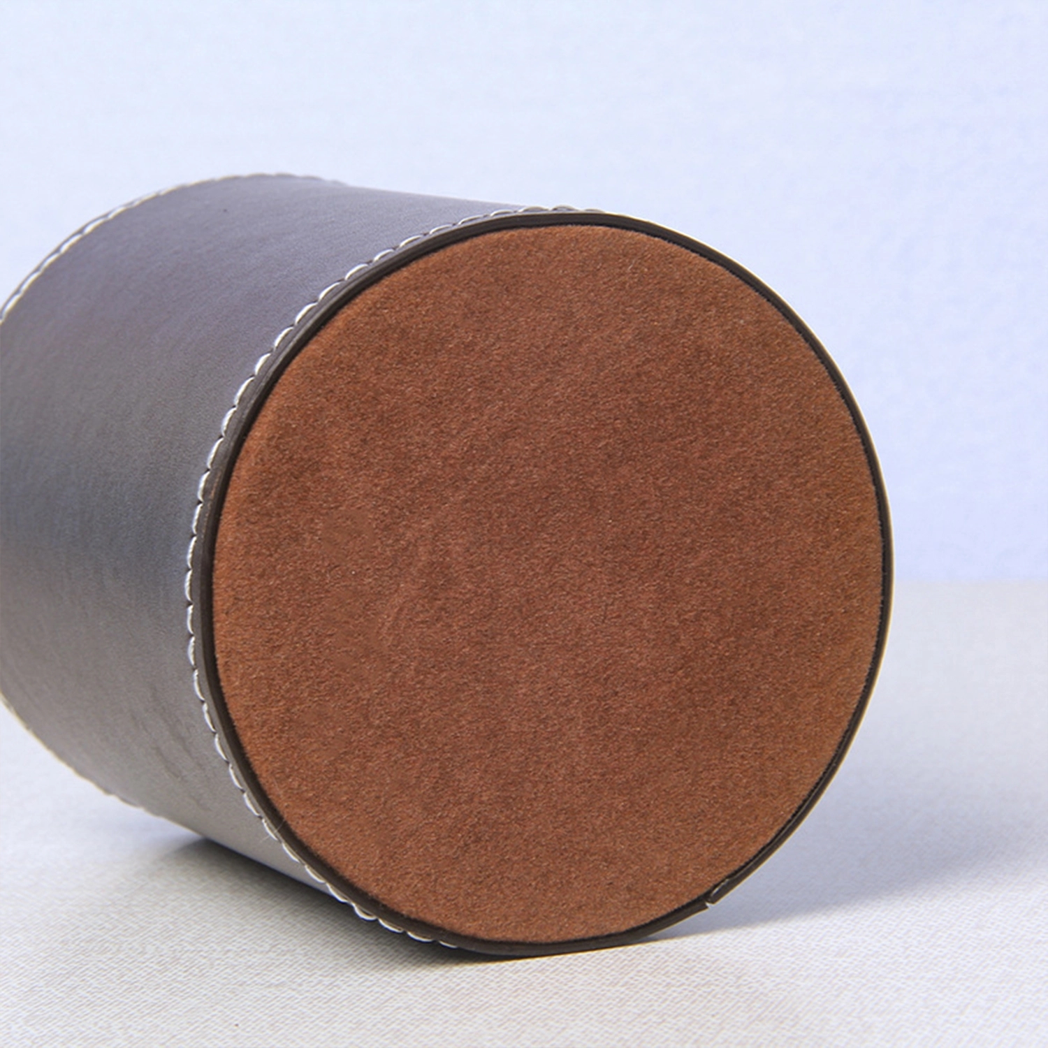 Round Leather Pen Cup 1