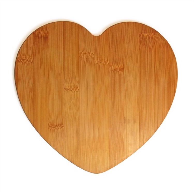 BistroTek Heart Shaped Cutting Board 2