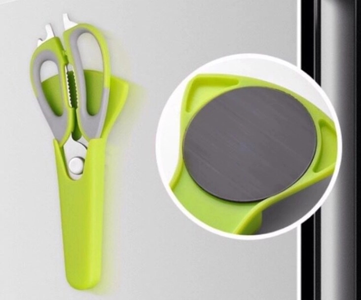 Multifunctional Kitchen Scissors with bottle opener 2
