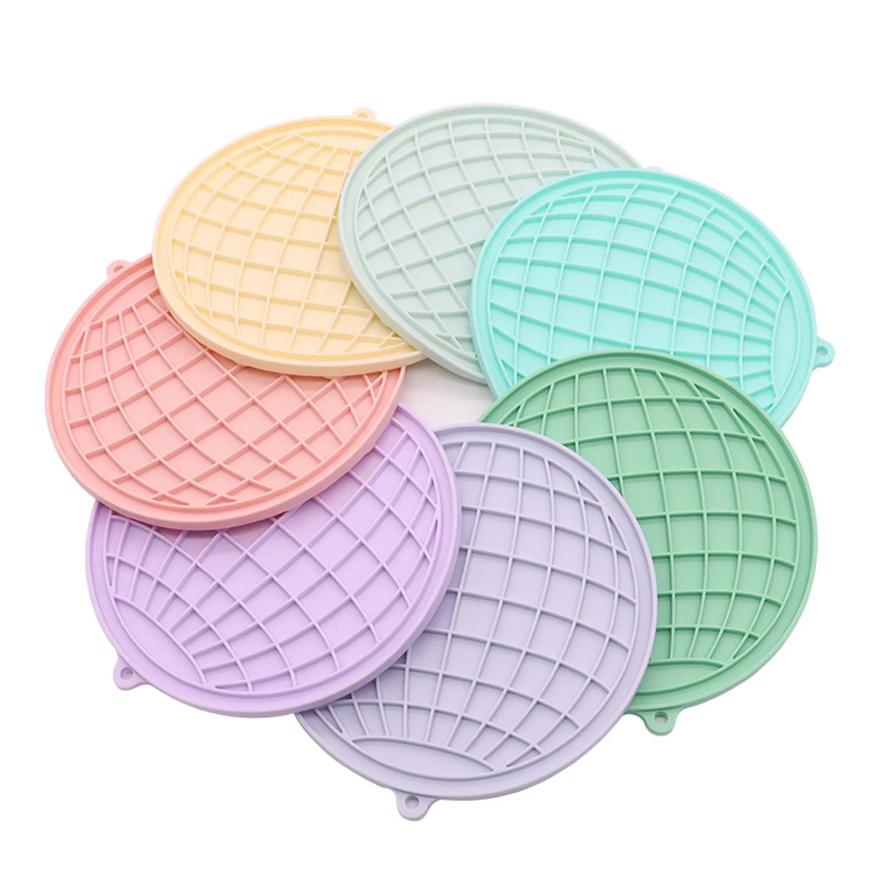 Earth Shaped Silicone Pet Slow Feeder Plate 2