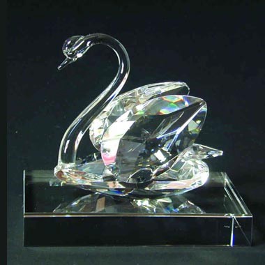 Crystal Swan on crystal base 2