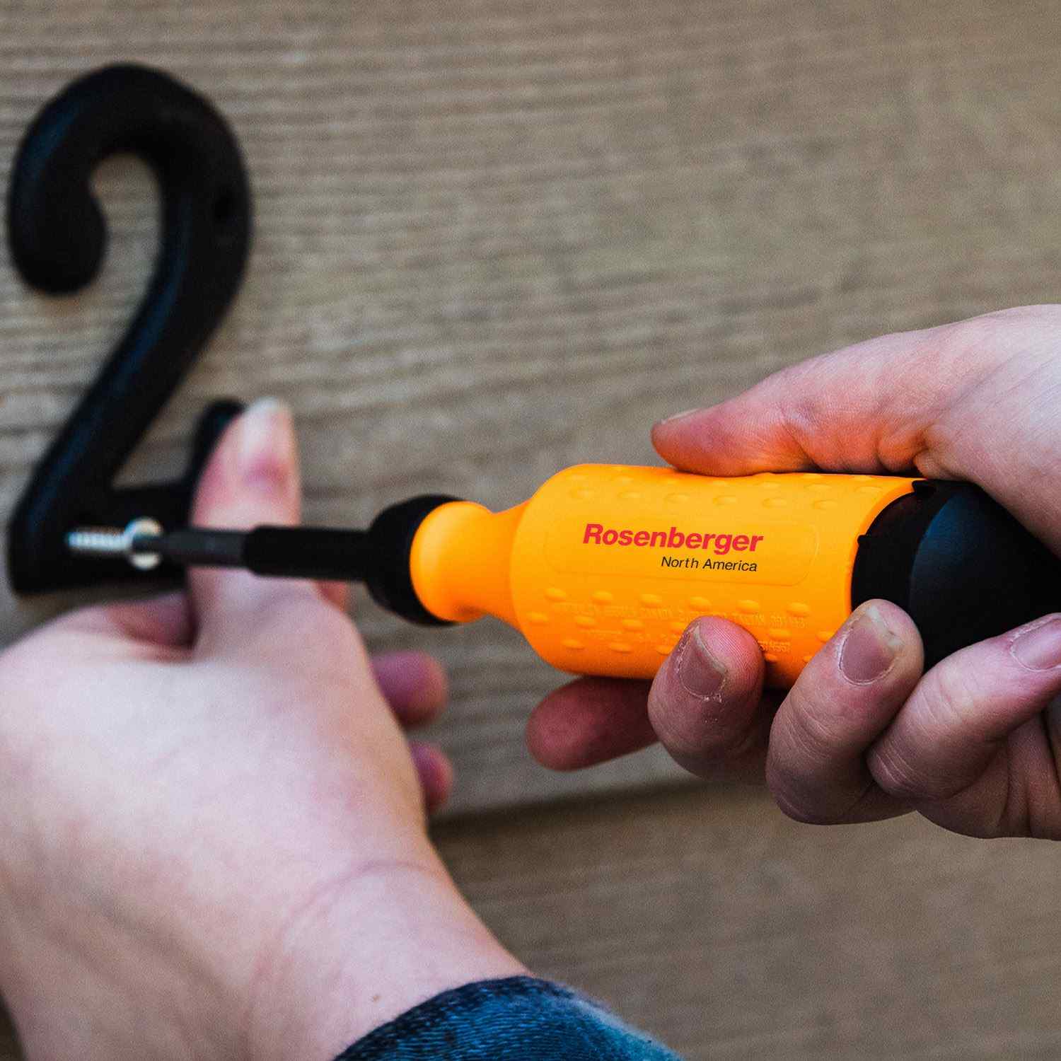 MEGAPRO® 8-In-1 Multi Bit Screwdriver 10