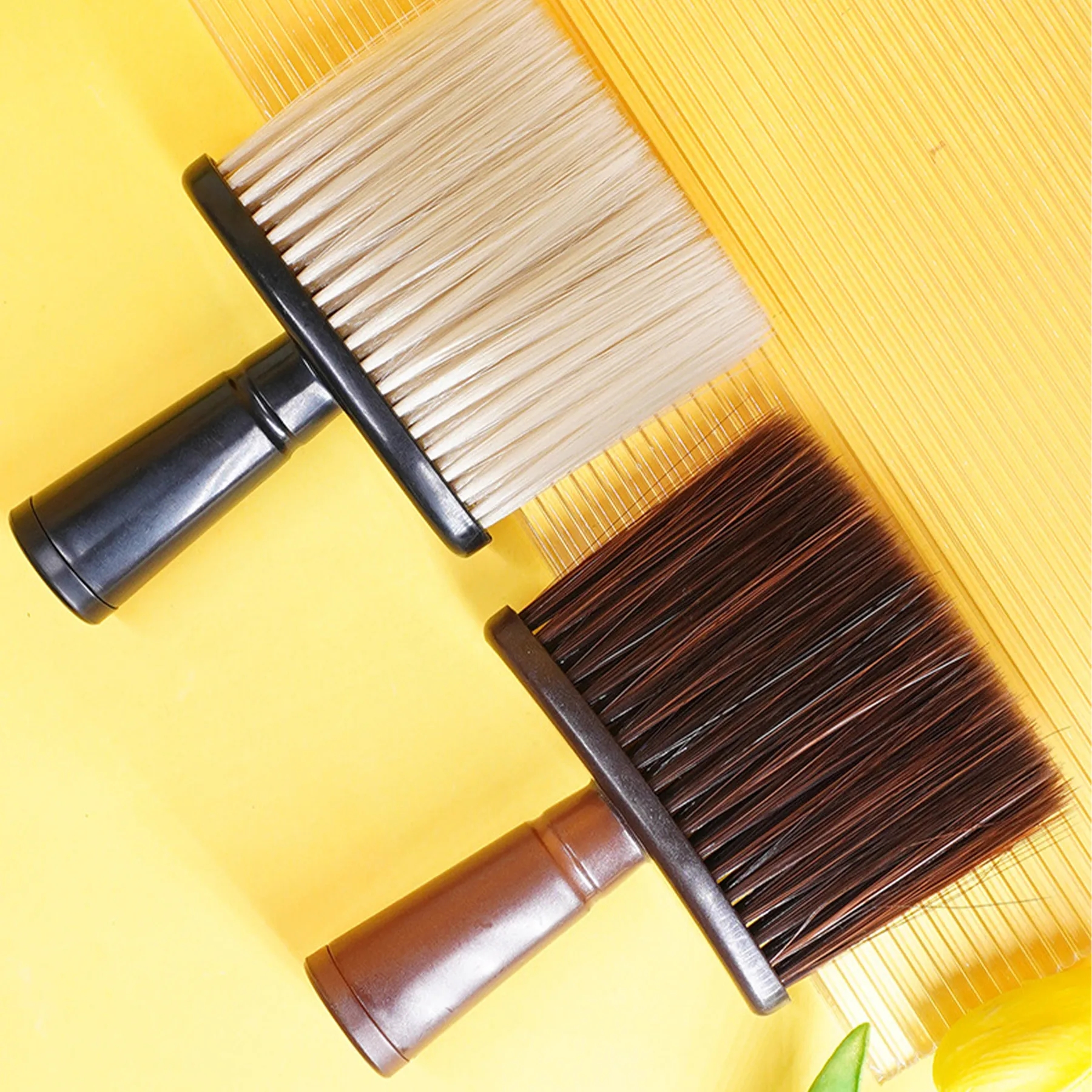 Plastic Shredding Hair Cleaning Brush 3
