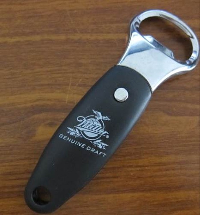Zinc Alloy Bottle Opener with ABS Handle 2