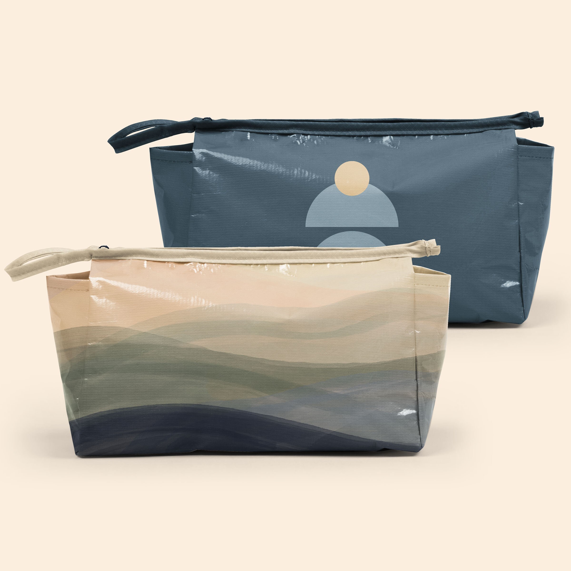 JETSETTER LARGE - LAMINATED NON-WOVEN RPET