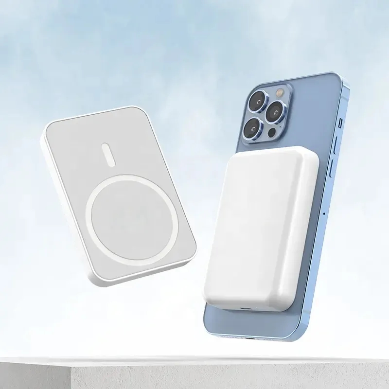 Ultra Slim Mini Portable 5000mAh Mag-Safe Battery Pack 4