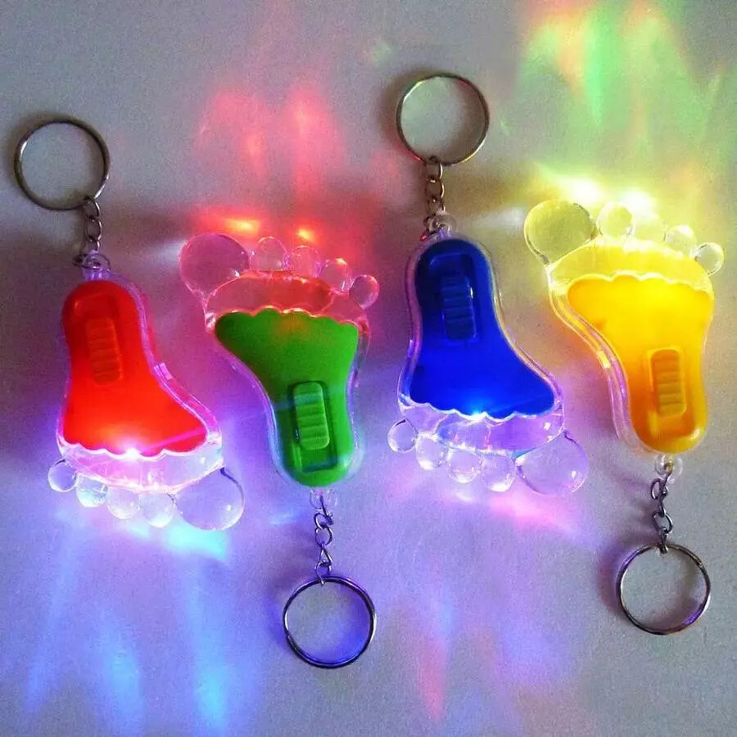 LED Big Feet shaped flashlight keychain 1