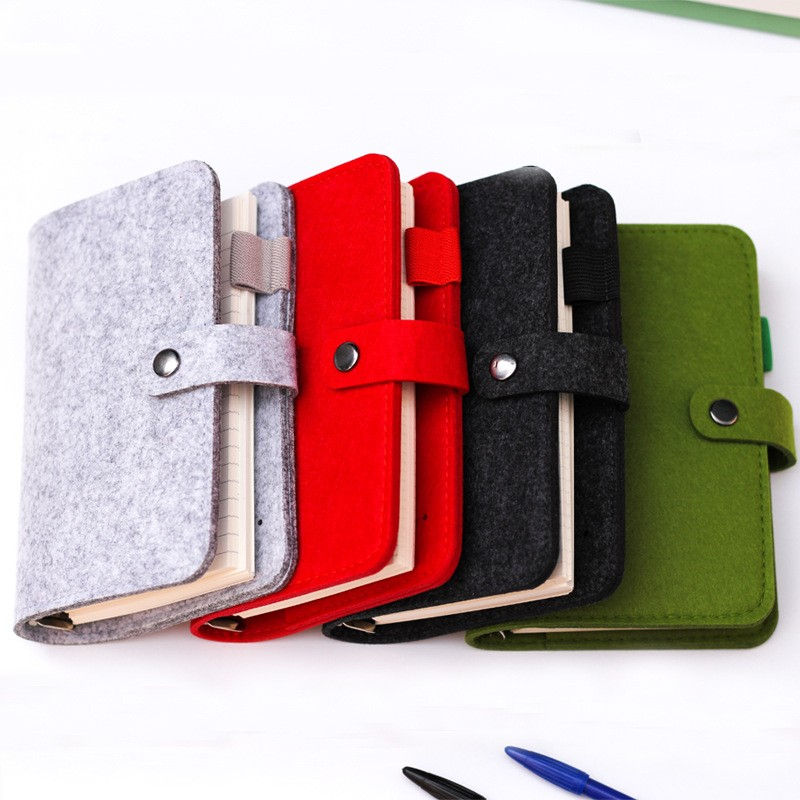 Felt Loose-Leaf Notebook 6