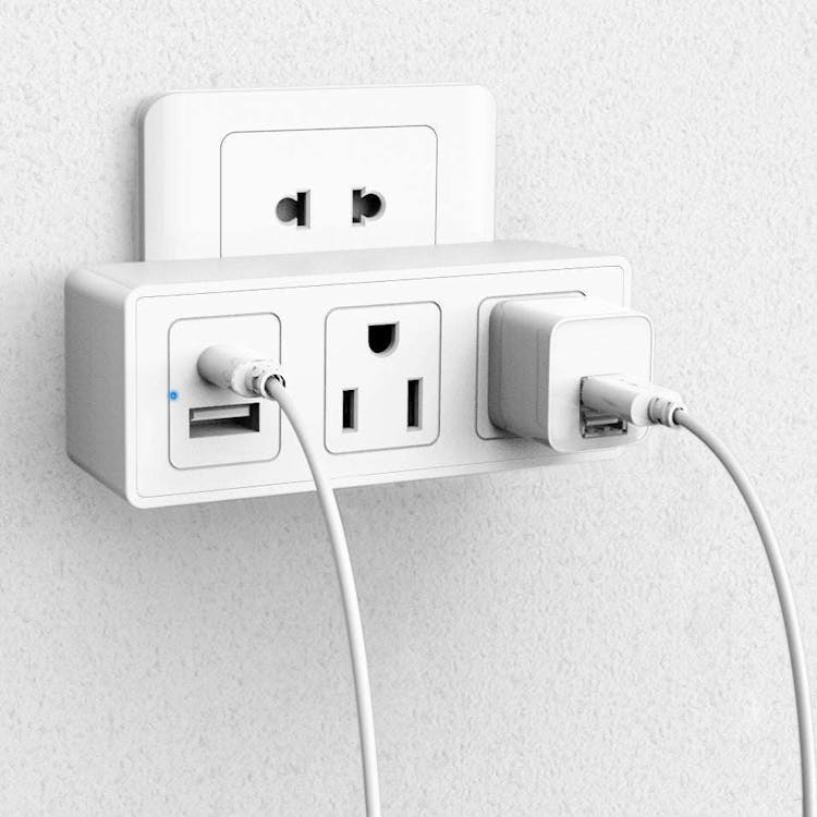 Surge Protector 300j 2 Outlets and 2 USB Ports - White 2