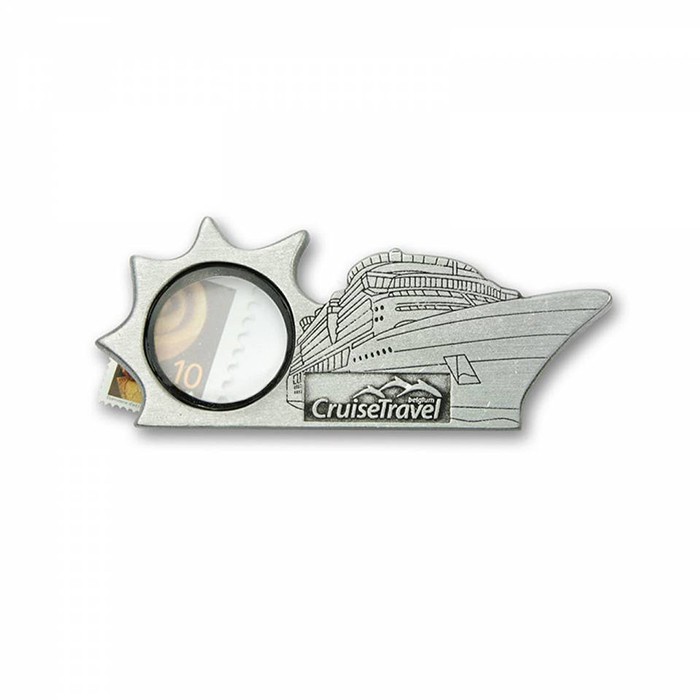 Paperweight w/Magnifier 2