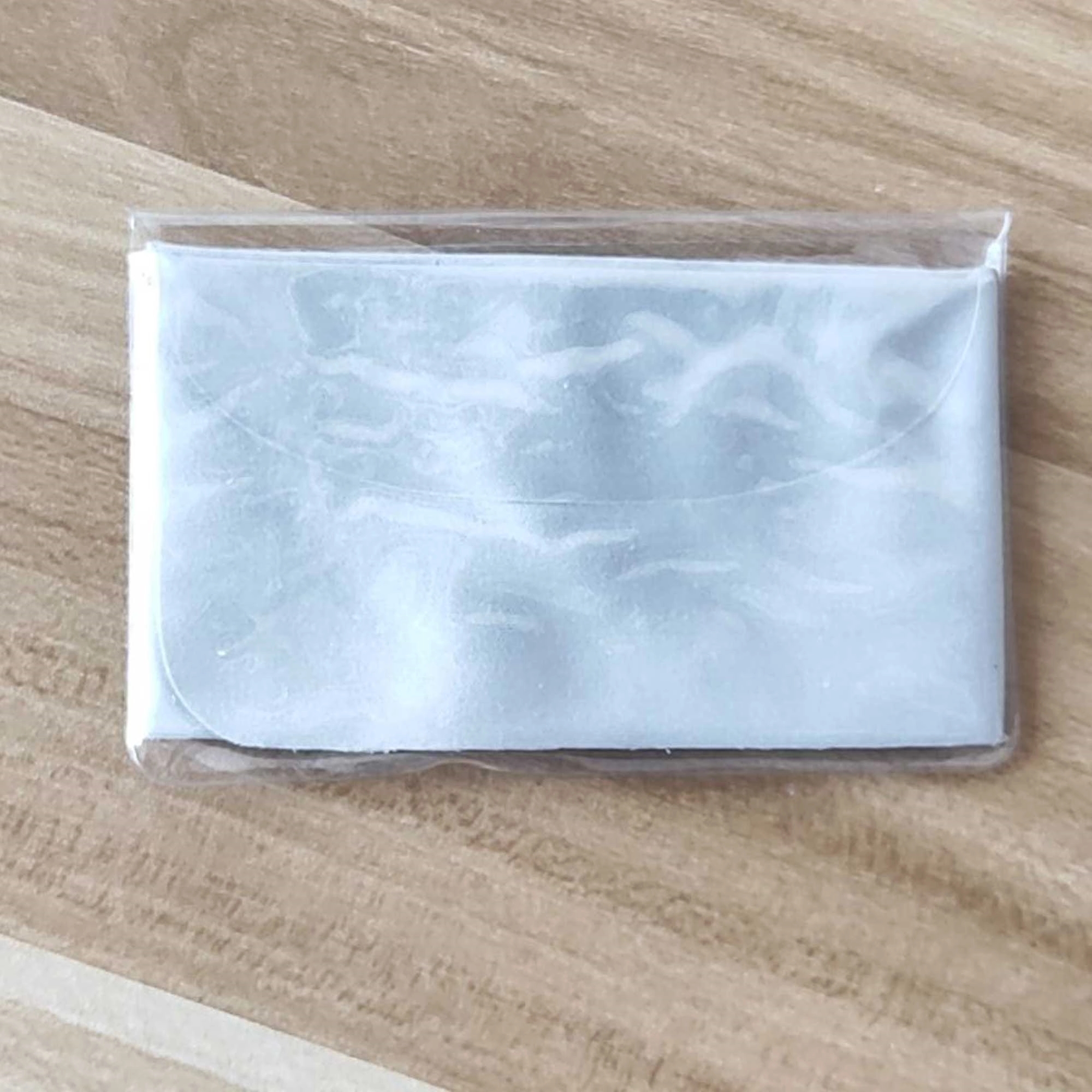 Microfiber Cloth with Clear Pouch 5